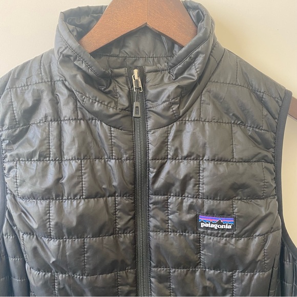 Patagonia Women's Nano Puff® Vest - Medium - Black - Picture 6 of 9